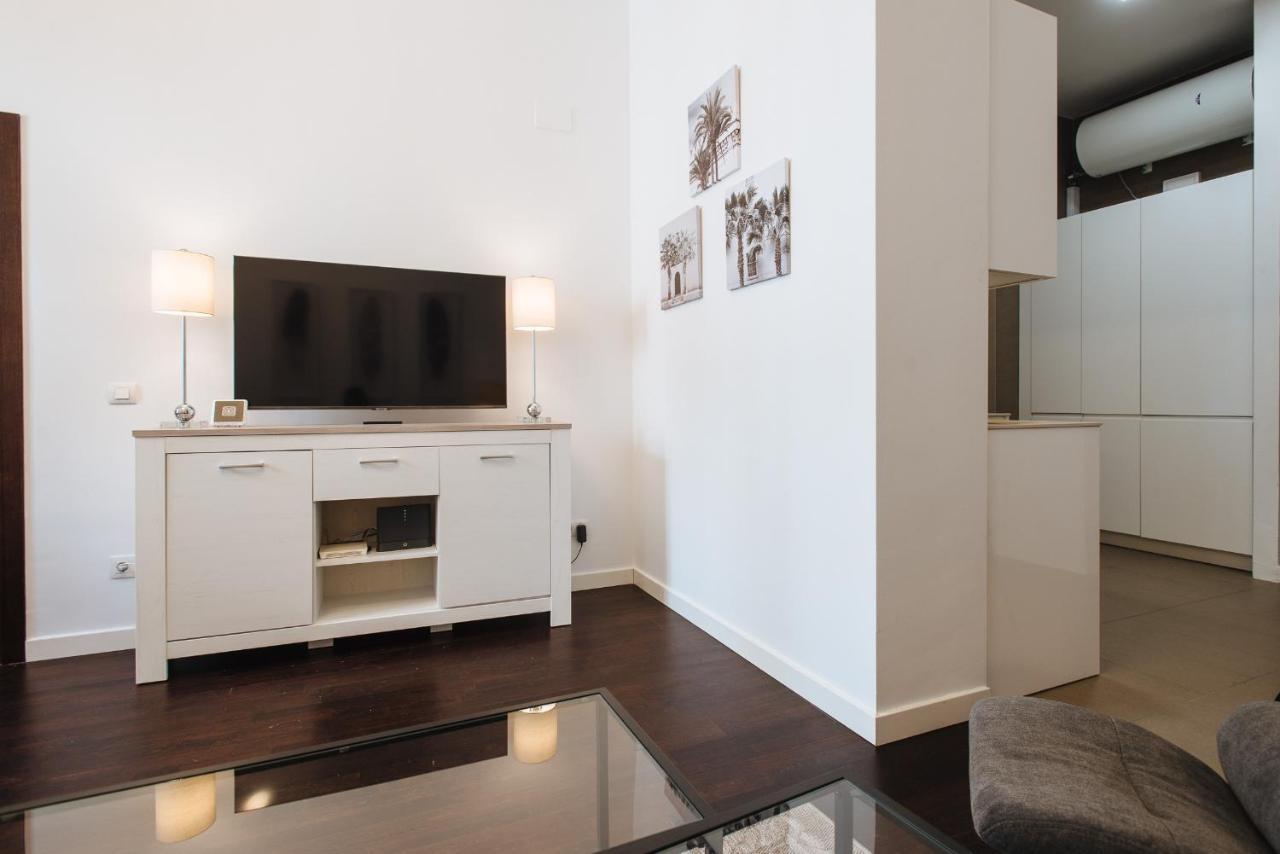 Apartamento Puerta Real - Free Parking Sevilla Dış mekan fotoğraf